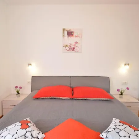Pinezic - Roj117 By Interhome Apartament *