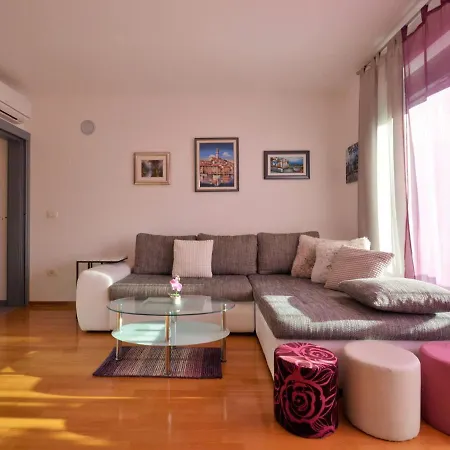 Pinezic - Roj117 By Interhome Apartment Rovinj