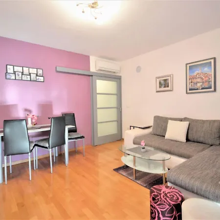 Pinezic - Roj117 By Interhome Apartment
