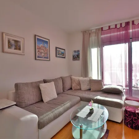 Apartment Pinezic - Roj117 By Interhome *