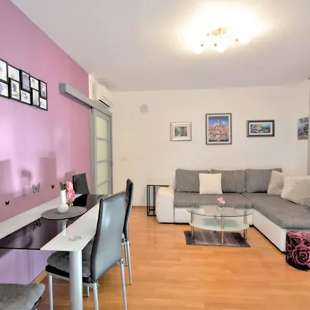 Pinezic By Interhome Rovinj