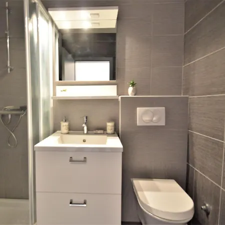 Apartment Pinezic - Roj117 By Interhome